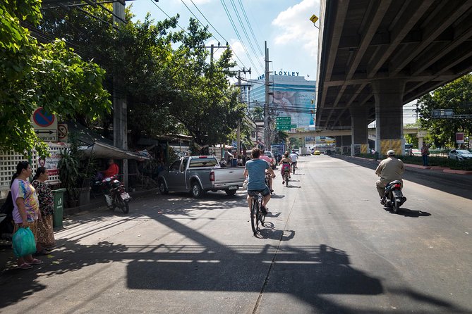 Countryside Bangkok and a Local Floating Market Tour by Bicycle Including Lunch - From Sukhumvit to Bangkok’s quieter side