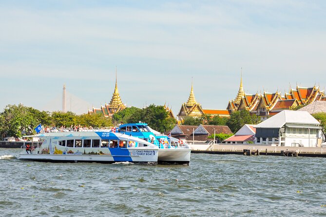 CTB Unlimited Hop CHAO PHRAYA RIVER: All Day River Pass - Starting at Sathorn Pier beside BTS Saphan Taksin