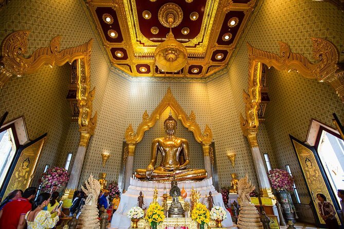 Cultural Treasures of Bangkok: Temples & Royal Palace Tour - Wat Traimit and the 5.5-ton Golden Buddha