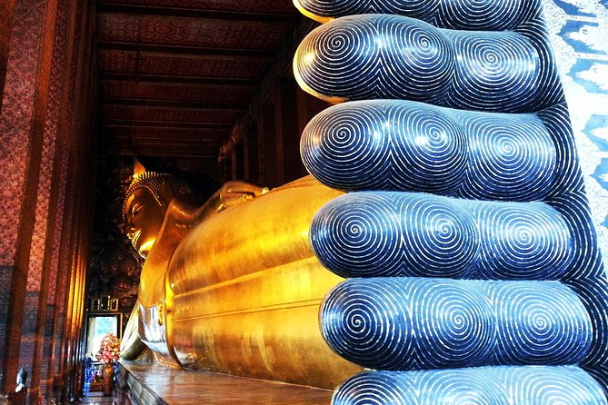 Cultural Treasures of Bangkok: Temples & Royal Palace Tour - Private or shared: choose the right format