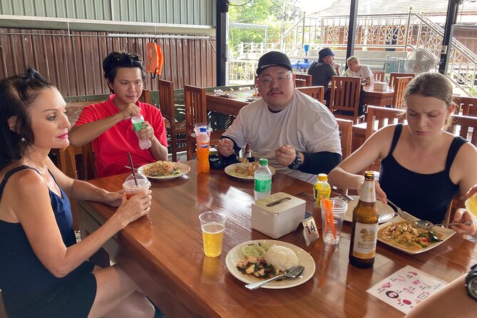 Damnoen Saduak and Maeklong Railway Market Tour with Private Car - What the Train Market Really Shows You
