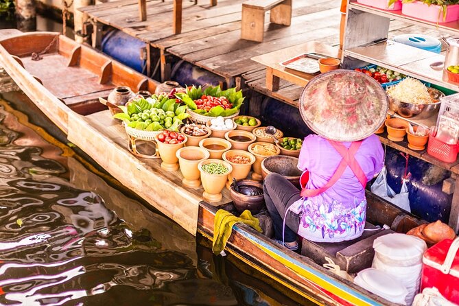 Damnoen Saduak Floating Market and Maeklong Railway Market Tour - Who will get the most from this tour
