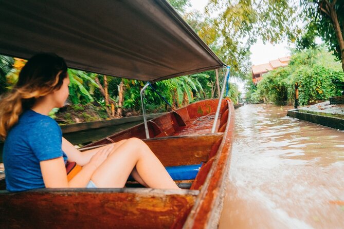 Damnoen Saduak Floating Market & Ayutthaya Tour from Bangkok - Wat Phanan Choeng and Ayutthaya’s living religious side