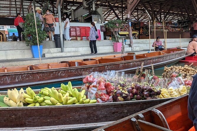 Damnoen Saduak Floating Market & Maeklong Railway From Bangkok - Who will get the most from this day?