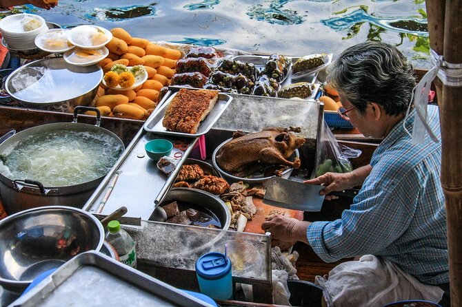 Damnoen Saduak Floating Market & Maeklong Railway Market Tour From Bangkok - Timing, Comfort, and What to Wear