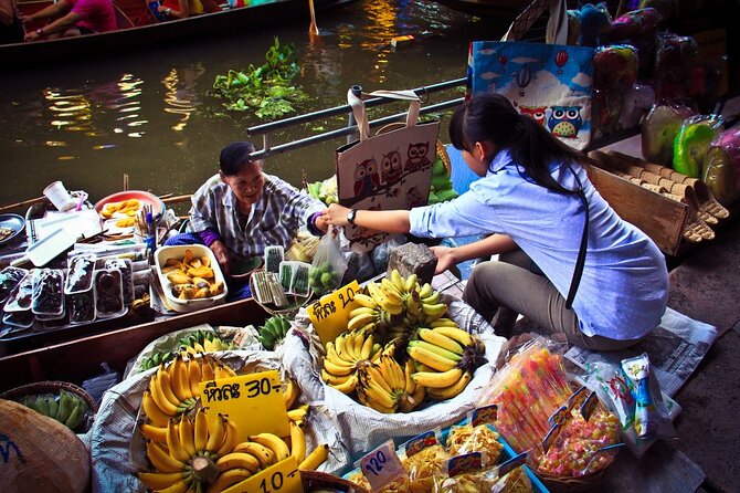 Damnoen Saduak Floating Market & Maeklong Railway Market Tour From Bangkok - Who Should Book This Market Tour?