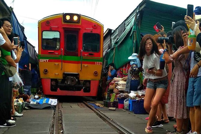 Damnoen Saduak Floating Market & Maeklong Train Market Tour - Practical details before you go