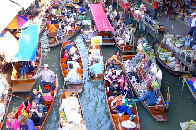 Damnoen Saduak Floating Market & Paddle Boat Adventure - The coconut sugar farm adds local flavor, with a shopping catch
