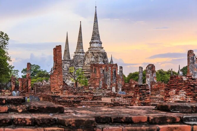 Day Tour of Ayutthaya and Bang Pa-In - The guide, group size, and overall pace