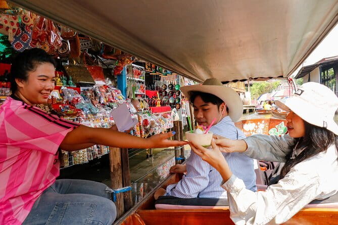 Day Trip to Bangkok Floating Market & Maeklong Railway - Leaving central Bangkok early