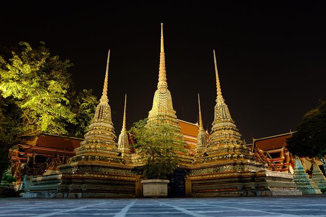 Discover Bangkok at Night 5-Hour Bike Tour with dinner - Chinatown dinner beneath the neon