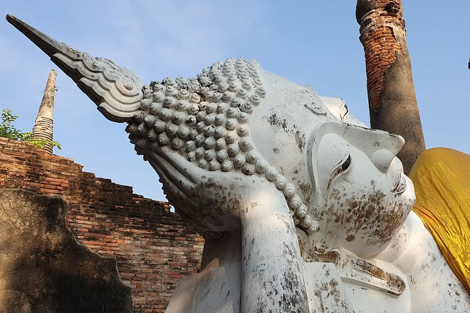 Discover UNESCO World Heritage Sites - Ayutthaya to Khao Yai National Park - Lunch at a local Thai restaurant