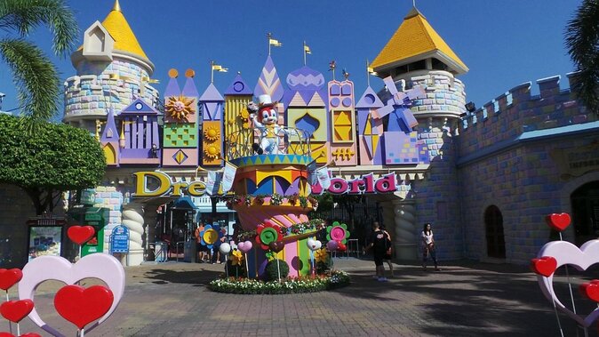 Dream World & Snow Town in Bangkok with Return Transfer & Lunch - Why this two-park day works in Bangkok