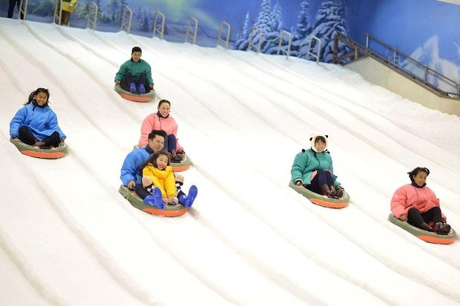Dream World & Snow Town in Bangkok with Return Transfer & Lunch - Why spare clothes are a smart idea