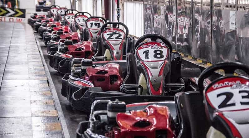 EasyKart Bangkok (RCA Plaza) : Go-Kart Racing Experience - How the staff and facility affect the visit