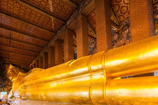 Exclusive Tour – Grand Palace, Emerald Buddha & Reclining Buddha - Dress rules you need to take seriously