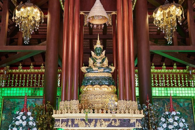 Exclusive Tour – Grand Palace, Emerald Buddha & Reclining Buddha - Heat, walking, and the pace of the visit
