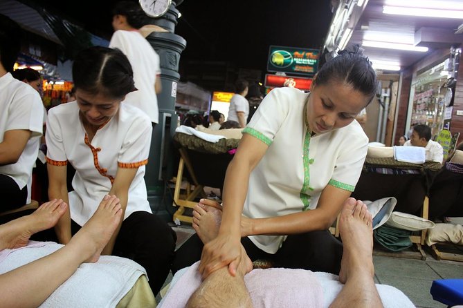 Experience Bangkok at Night with Streetfood Dinner & Foot Massage - Rambuttri Road and the 30-minute foot massage