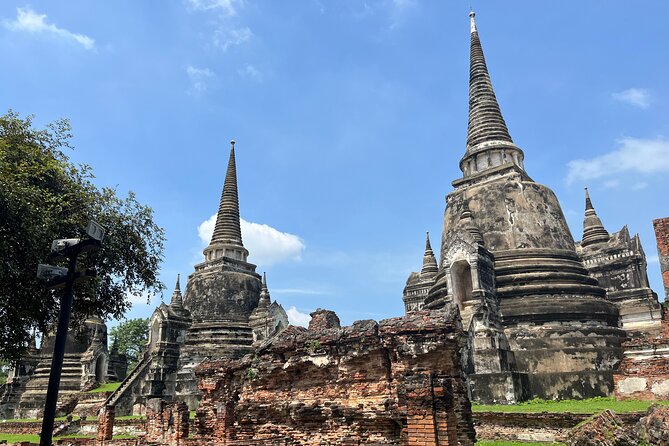 Explore Ancient Ayutthaya Historical Park Day Tour in Bangkok - Wat Chaiwatthanaram Beside the River