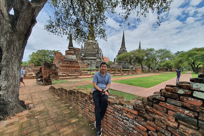 Explore the World Heritage Of Ayutthaya - Wat Chaiwatthanaram beside the Chao Phraya