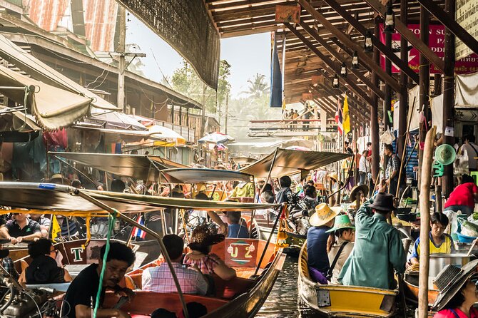 Famous Markets Tour: Maeklong Railway & Damnoen Saduak Floating - Shopping, bargaining, and food costs
