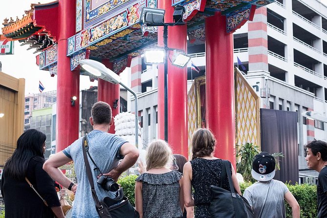 Flavors of Bangkok: Small-Group Chinatown Evening Food Tour - Why the guide matters more than the menu