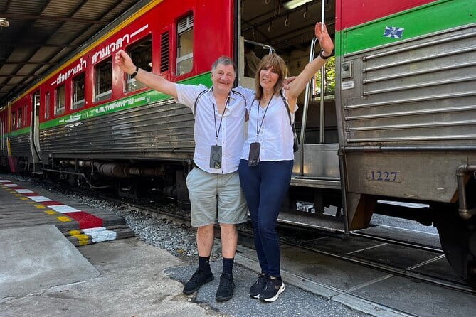 Floating Market & Railway Market Private Tour - Is the $126.94 price fair?