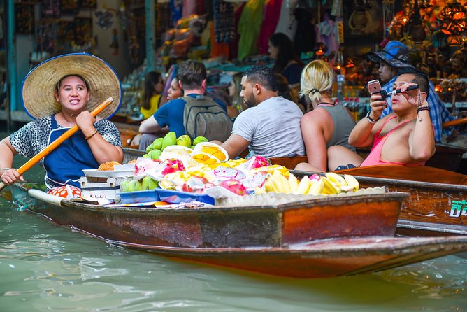 Floating Markets Day Trip from Bangkok - Pickup, meeting points, and group size