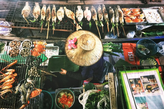 Free discovery of Bangkok with your private English-speaking guide - Guide language and the private format