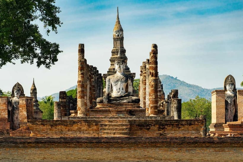 From Bangkok: Ayutthaya Heritage Tour with Sunset Boat Ride - Wat Chaiwatthanaram at the edge of the river