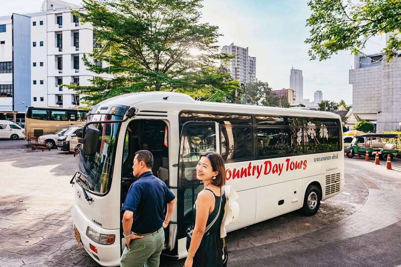 From Bangkok: Ayutthaya Temples Guided Tour with Lunch - Transport, pace, and group size
