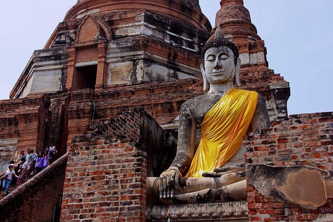 From Bangkok: Ayutthaya Temples Small Group Tour with Lunch - What lunch adds to the day