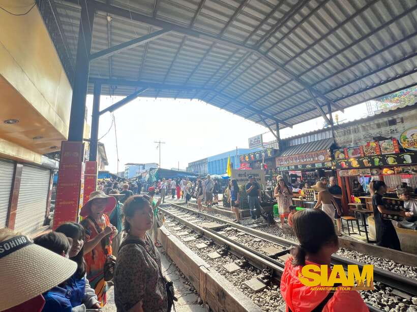 From Bangkok:Damnoen Floating Market and Railway Market Tour - FAQ