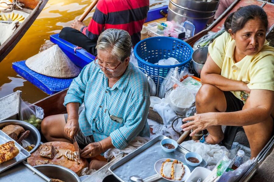 From Bangkok: Damnoen Saduak Floating Market Guided Tour - Damnoen Saduak Market: Food First, Shopping Second