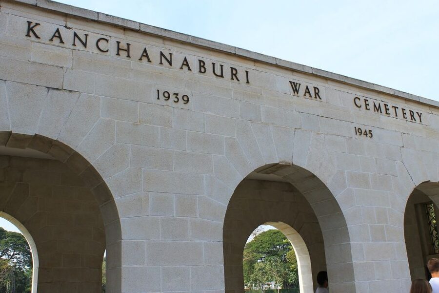 From Bangkok: Historical Day Tour to River Kwai - Guides, vehicles, and group size