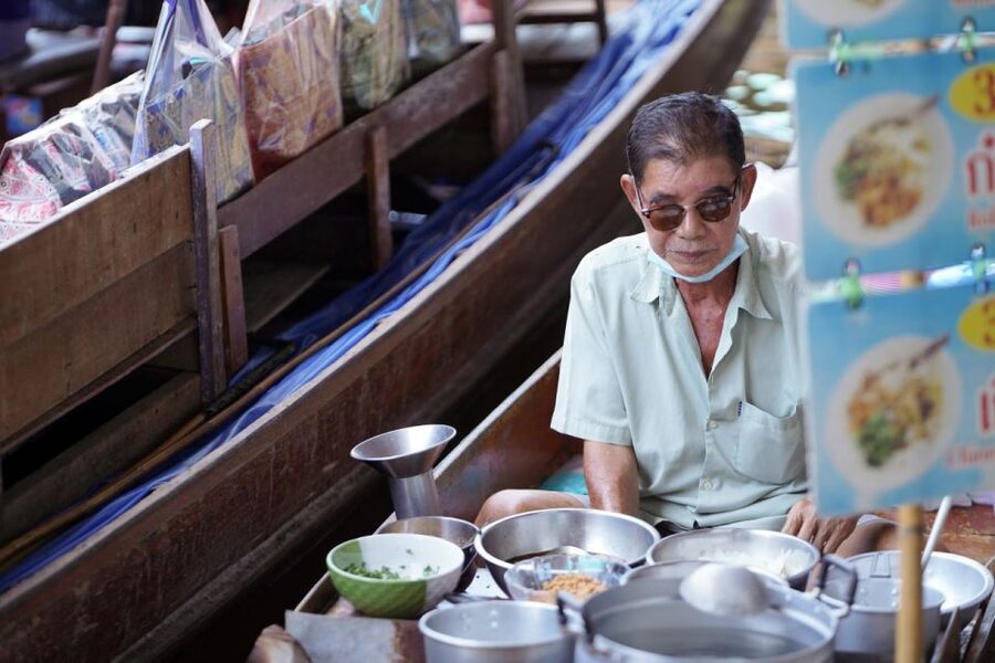 From Bangkok : Meklong Railway Market By Bus - Food, shopping, and the right way to browse