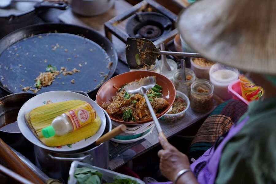 From Bangkok : Meklong Railway Market By Bus - Who will enjoy this day trip most