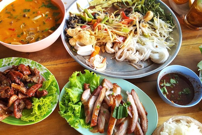 From Bangkok: Private Customizable Bangkok City Tour - Crossing to Wat Arun, the Temple of Dawn