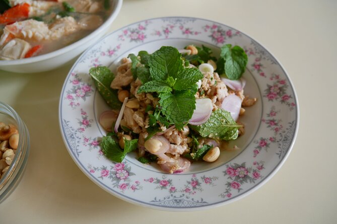 Fun Thai Cooking Class near Bangkok - A one-hour boat ride through the neighborhood