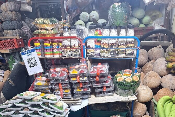 Fun Tuk Tuk Dinner and Massage in Old Town Bangkok - 6 p.m. meeting near Sanam Chai