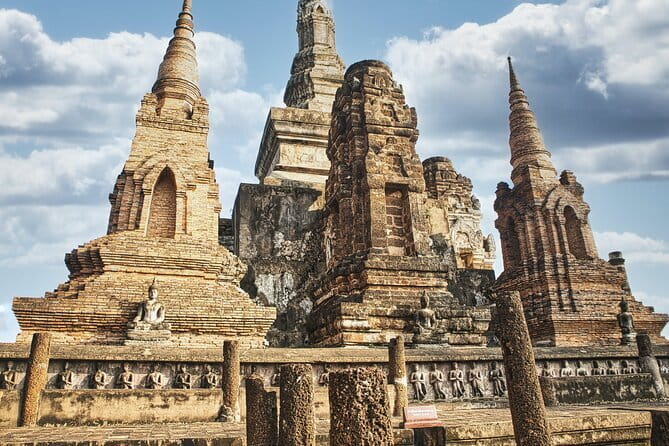 Glittering Ayutthaya Tour to Famous Sights, Market & Sunset Boat - Why This Ayutthaya Day Trip Works