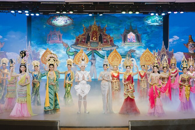 Golden Dome Cabaret Show Bangkok - The $19.44 Price and What You Get