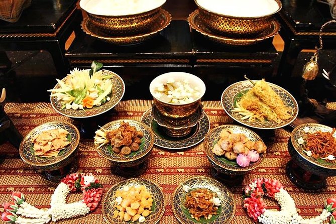 Gourmet Dinner & Spectacular Show at Mandarin Oriental - Key points to know before booking