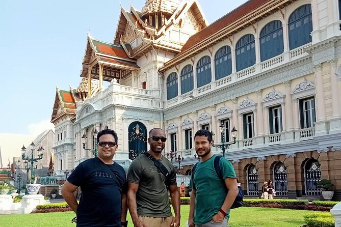 Grand Palace & Temples of Bangkok with experienced guide - Starting at Tha Chang Pier
