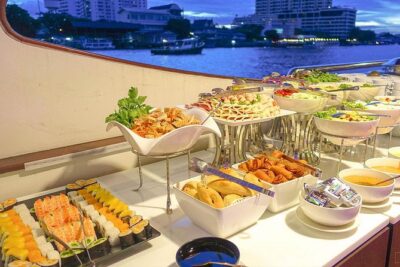 Grand Pearl Dinner Cruise Experience at Bangkok with Pickup