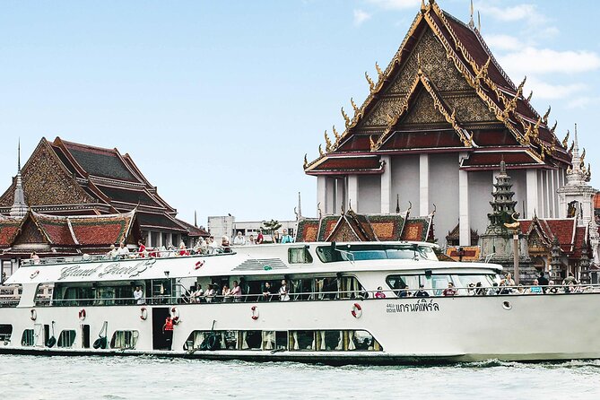 Grand Pearl: Luxury Dinner Cruise with Live Entertainment - The Chao Phraya view is the main event