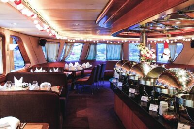 Grand Pearl: Luxury Dinner Cruise with Live Entertainment
