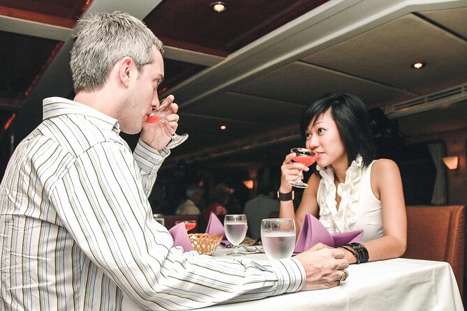 Grand Pearl: Luxury Dinner Cruise with Live Entertainment - The Grand Palace and Wat Phra Kaew