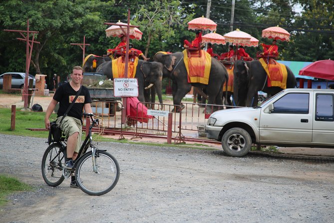 Half-Day Ayutthaya City Cultural Bike Tour - Chao Phrom Market and the Everyday City
