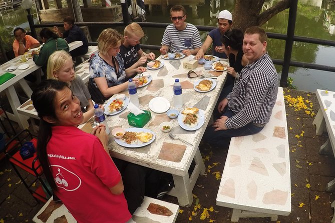 Half-Day Bangkok Bike Tour Including Lunch - Taling Chan Floating Market on weekend departures